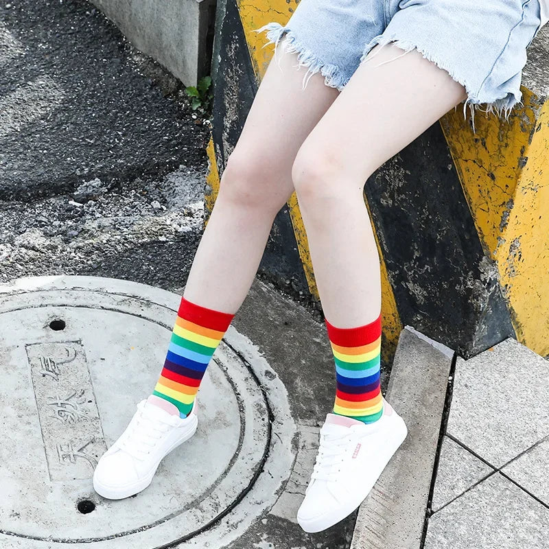 1 Pair Colors Rainbow Striped Women Sock New Arrival Elasticity Sweat Women Long Sock Sporty Meias Retro Harajuku Socks