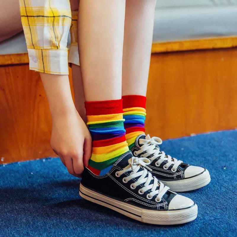 1 Pair Colors Rainbow Striped Women Sock New Arrival Elasticity Sweat Women Long Sock Sporty Meias Retro Harajuku Socks